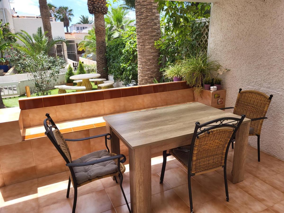 Studio With Garden Arona  Exterior foto