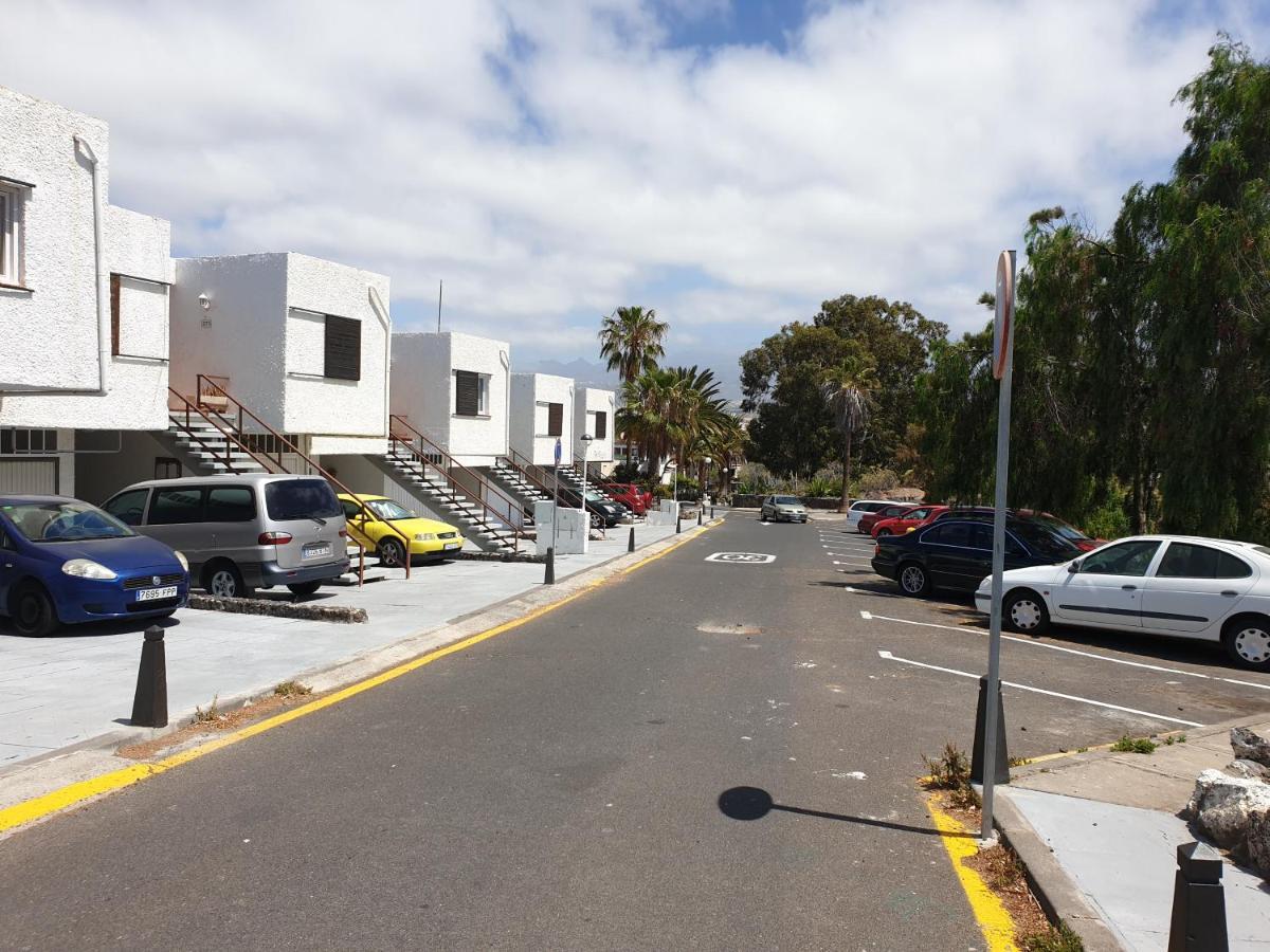 Studio With Garden Arona  Exterior foto